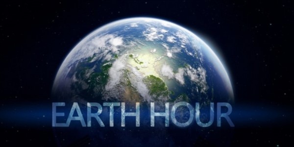 Simona Grossi Green Holding - Earth Hour - Generazioni diverse a luci spente per salvare il nostro Pianeta